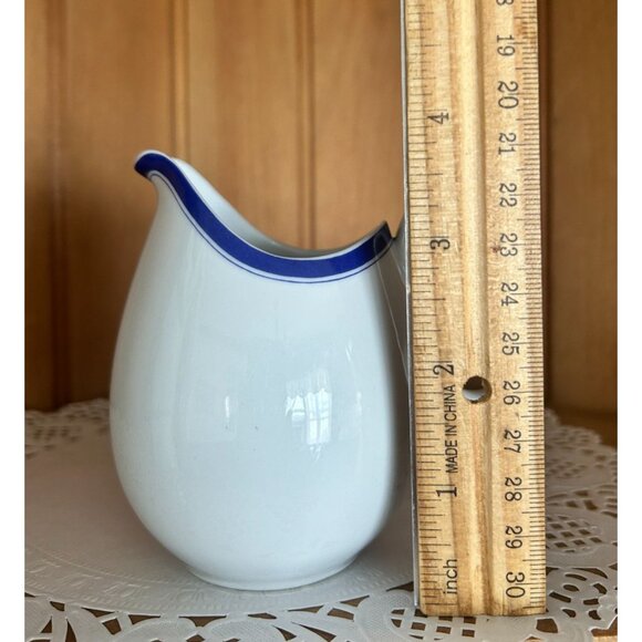 Vintage Porcelain Creamer Blue White MCM Thomas China Germany - Picture 2 of 7